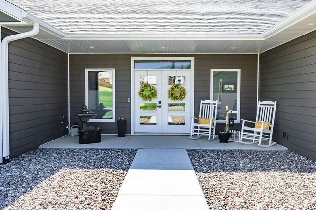 164 Heinig Way, Holmen, WI 54636