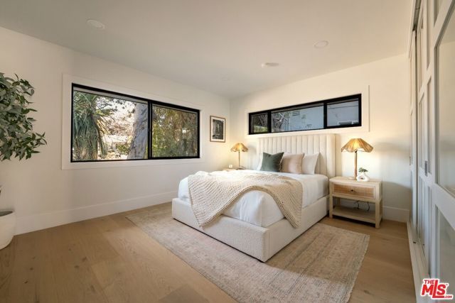 17601 McCormick Street, Encino (los Angeles), CA 91316