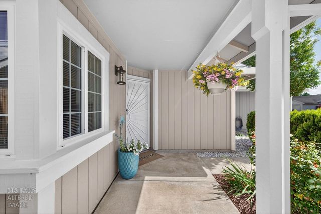 8163 Morgan Hill Way, Sacramento, CA 95828