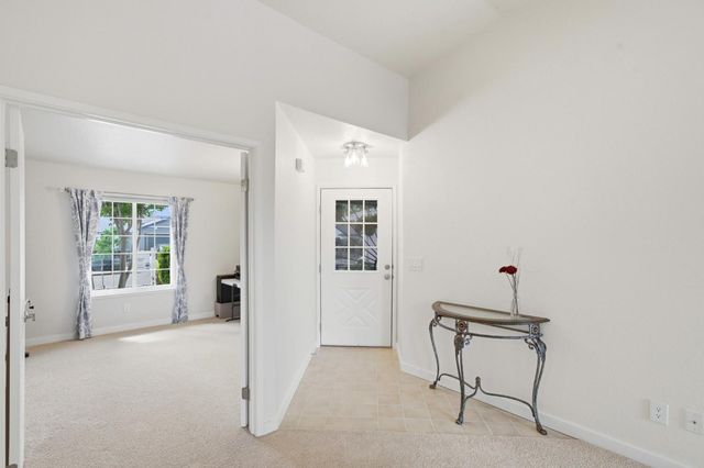 8163 Morgan Hill Way, Sacramento, CA 95828