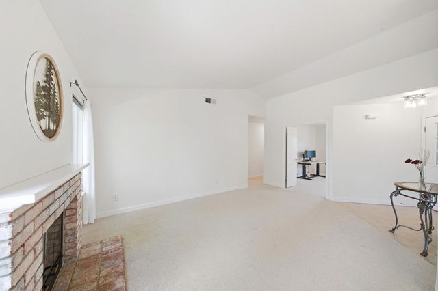 8163 Morgan Hill Way, Sacramento, CA 95828