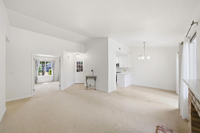 8163 Morgan Hill Way, Sacramento, CA 95828