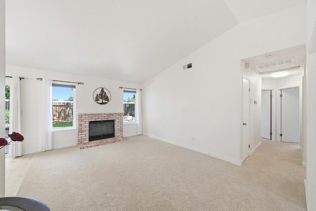 8163 Morgan Hill Way, Sacramento, CA 95828