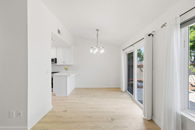 8163 Morgan Hill Way, Sacramento, CA 95828