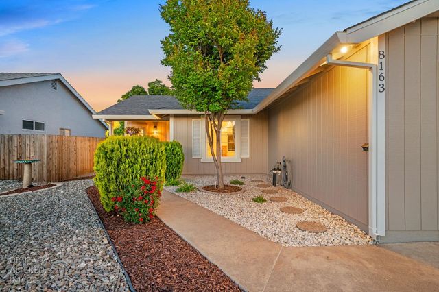 8163 Morgan Hill Way, Sacramento, CA 95828