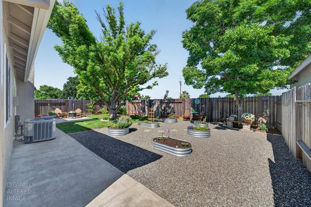 8163 Morgan Hill Way, Sacramento, CA 95828