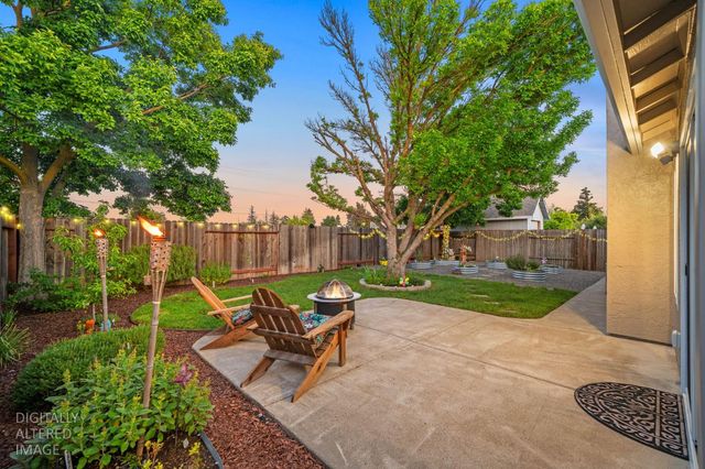 8163 Morgan Hill Way, Sacramento, CA 95828