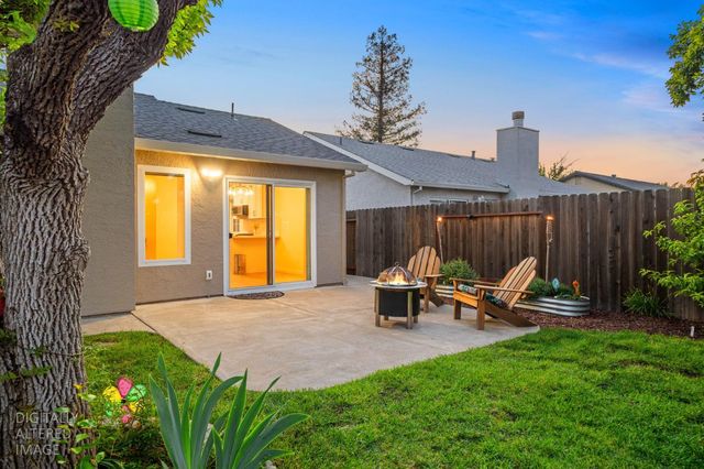 8163 Morgan Hill Way, Sacramento, CA 95828