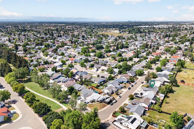 8163 Morgan Hill Way, Sacramento, CA 95828