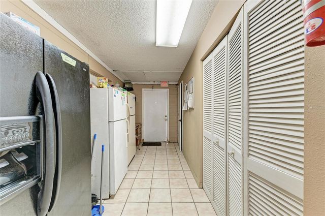 1205 44TH AVENUE E, Bradenton, FL 34203