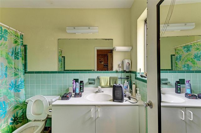 1205 44TH AVENUE E, Bradenton, FL 34203