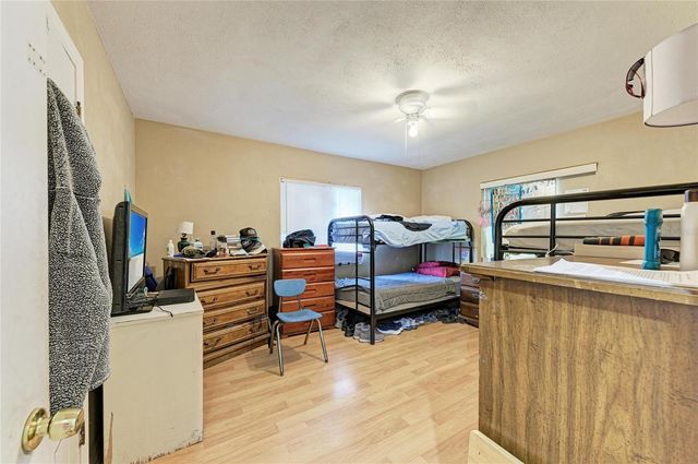 1205 44TH AVENUE E, Bradenton, FL 34203