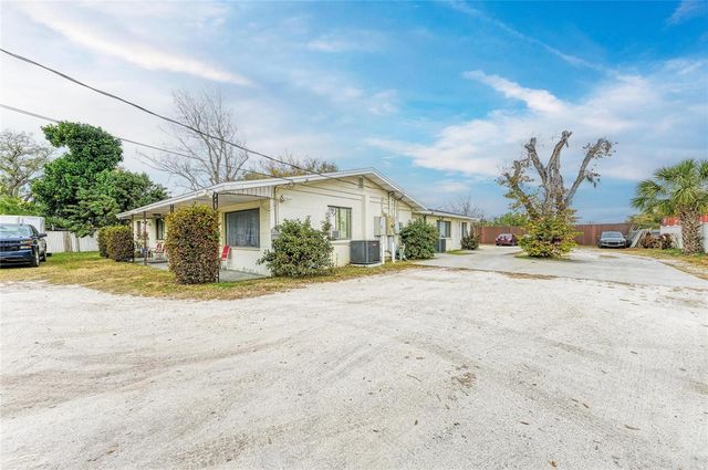 1205 44TH AVENUE E, Bradenton, FL 34203