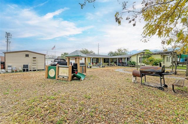 1205 44TH AVENUE E, Bradenton, FL 34203