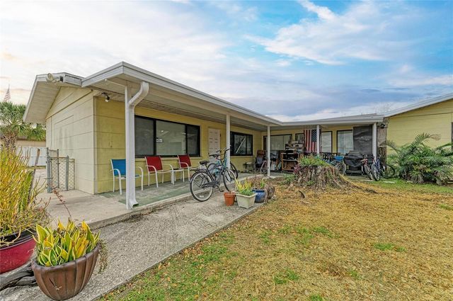 1205 44TH AVENUE E, Bradenton, FL 34203