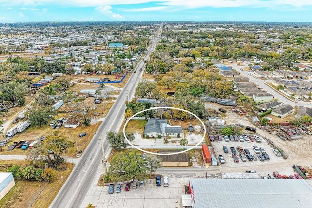 1205 44TH AVENUE E, Bradenton, FL 34203