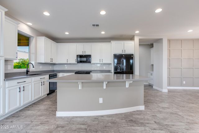 3235 JOSEY WALES Way, Wickenburg, AZ 85390