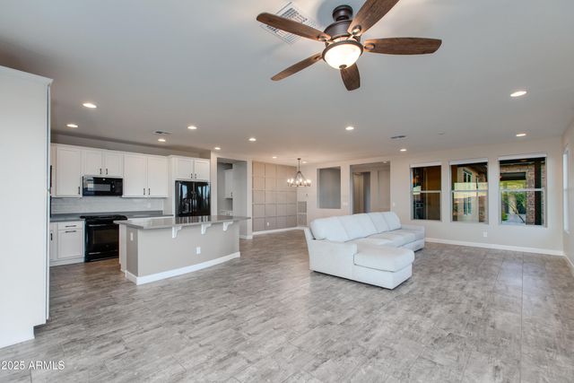 3235 JOSEY WALES Way, Wickenburg, AZ 85390