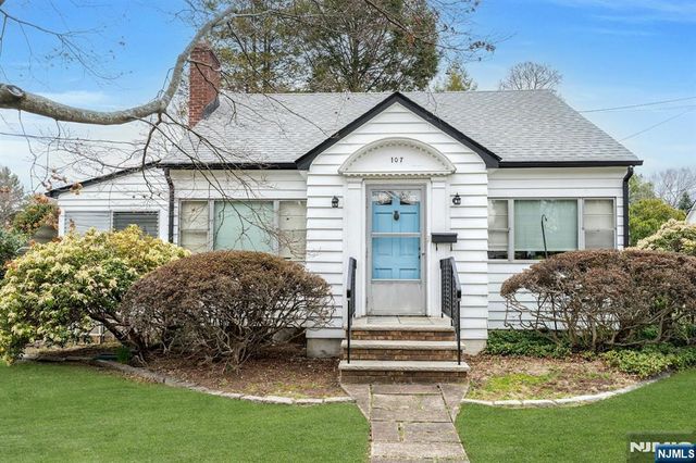 107 Hackensack Avenue, Harrington Park, NJ 07640