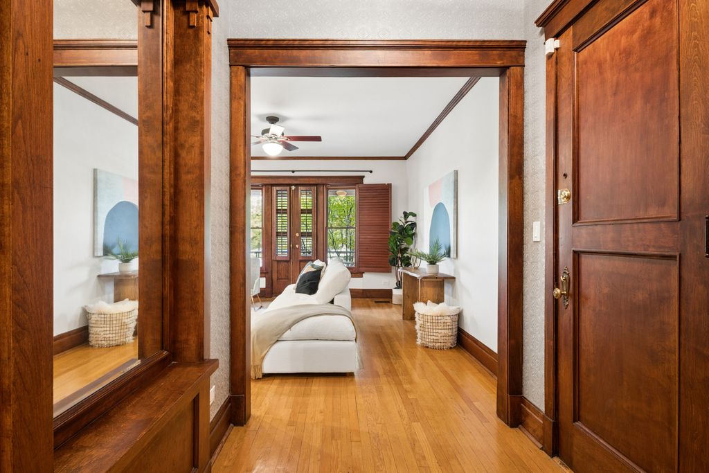 3043 W LOGAN Boulevard 1W, Chicago, IL 60647 — photo 4