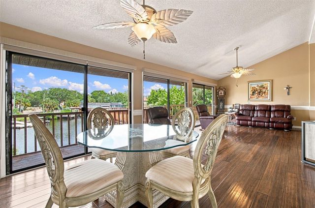 5 VENETIAN COURT, Tarpon Springs, FL 34689