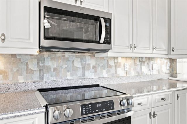 5 VENETIAN COURT, Tarpon Springs, FL 34689