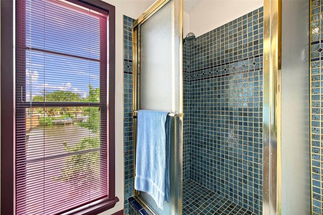 5 VENETIAN COURT, Tarpon Springs, FL 34689