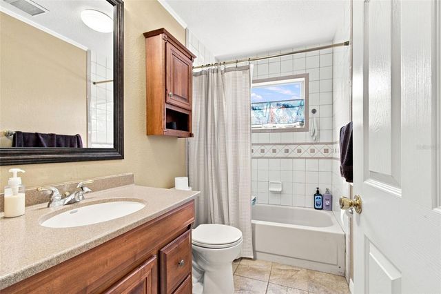 5 VENETIAN COURT, Tarpon Springs, FL 34689