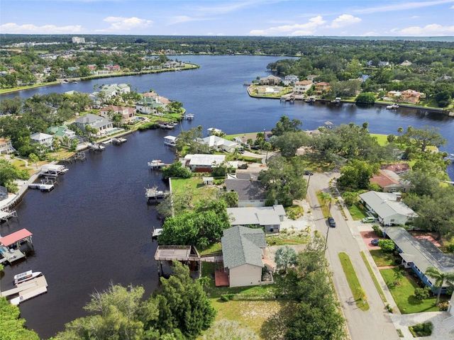 5 VENETIAN COURT, Tarpon Springs, FL 34689