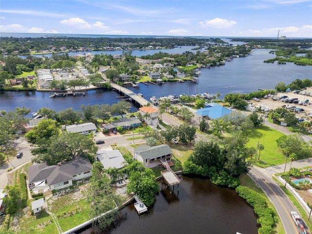 5 VENETIAN COURT, Tarpon Springs, FL 34689