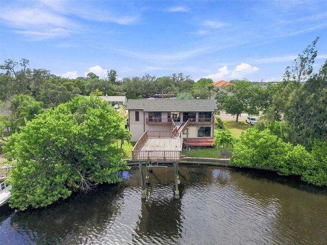5 VENETIAN COURT, Tarpon Springs, FL 34689