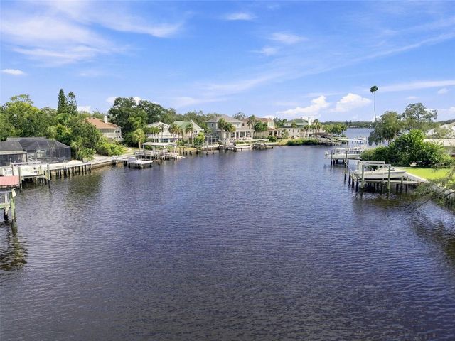 5 VENETIAN COURT, Tarpon Springs, FL 34689