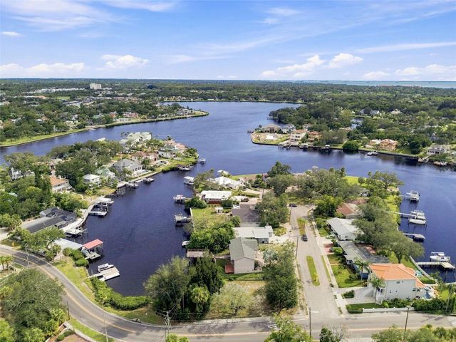 5 VENETIAN COURT, Tarpon Springs, FL 34689