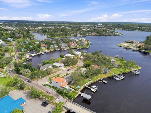 5 VENETIAN COURT, Tarpon Springs, FL 34689