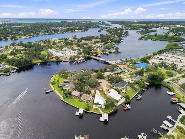5 VENETIAN COURT, Tarpon Springs, FL 34689