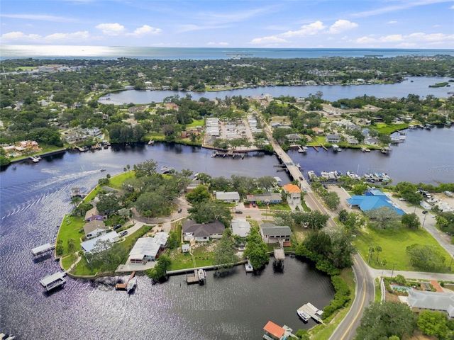 5 VENETIAN COURT, Tarpon Springs, FL 34689