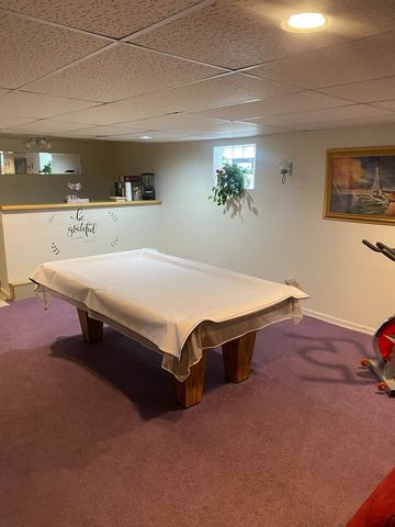 372 Bensley Avenue, Calumet City, IL 60409