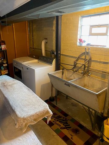 372 Bensley Avenue, Calumet City, IL 60409