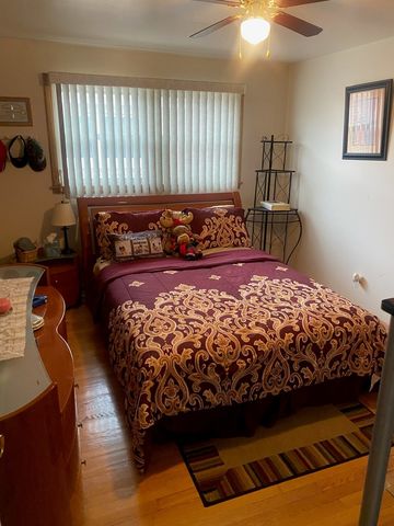 372 Bensley Avenue, Calumet City, IL 60409