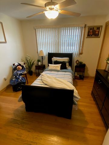 372 Bensley Avenue, Calumet City, IL 60409