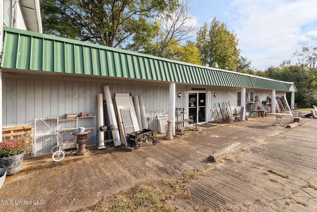 3322 Us-72, Holly Springs, MS 38635