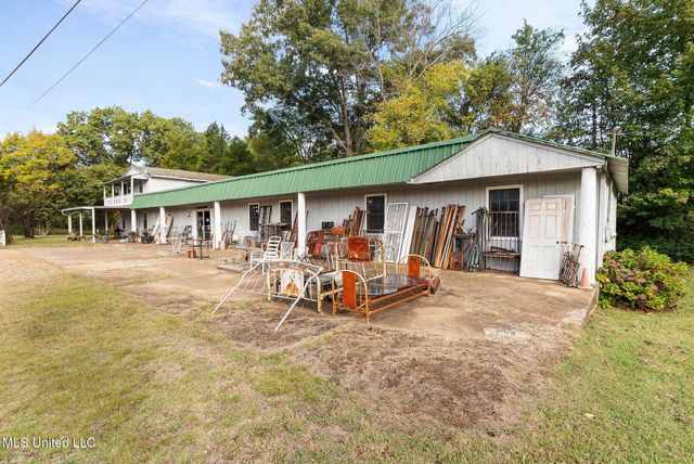 3322 Us-72, Holly Springs, MS 38635