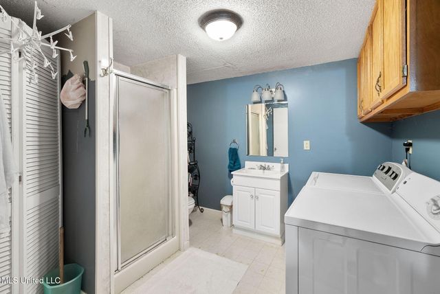 3322 Us-72, Holly Springs, MS 38635