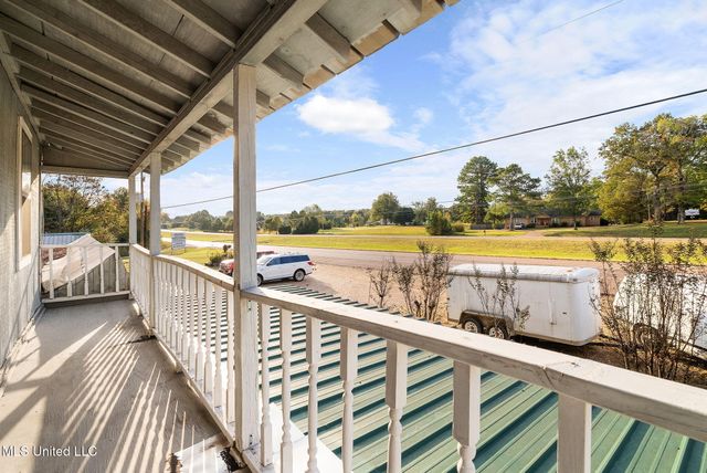 3322 Us-72, Holly Springs, MS 38635