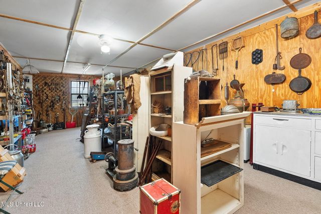 3322 Us-72, Holly Springs, MS 38635