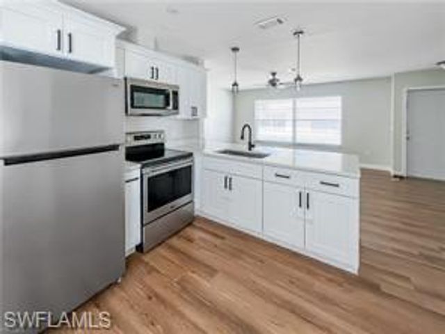 328 CAPE CORAL PKWY W UNIT 3, Cape Coral, FL 33914