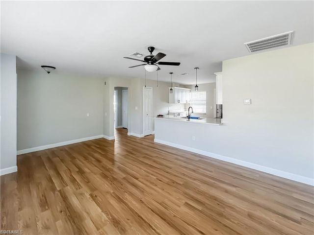 328 CAPE CORAL PKWY W UNIT 3, Cape Coral, FL 33914