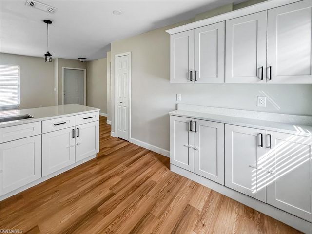 328 CAPE CORAL PKWY W UNIT 3, Cape Coral, FL 33914