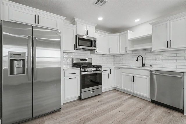 4620 NW Ozmun Ave, Lawton, OK 73505