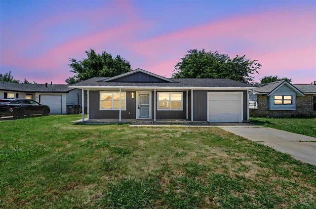 4620 NW Ozmun Ave, Lawton, OK 73505